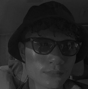 Meet your Posher, Yanger